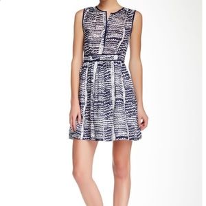 Trina Turk Lyric 100% Silk Dress Size 4